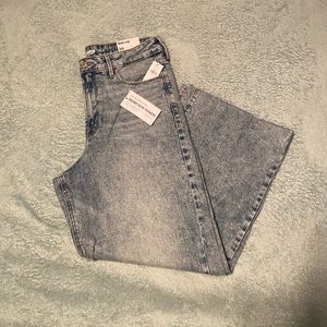 Extra High-Waisted Wide-Leg Raw-Hem Jeans for Women